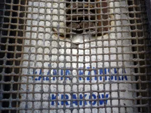 Ślady po dawnej łaźni rzymskiej przy ul. św. Sebastiana, fot. P. Kasprzycka (MIK, 2016) CC BY SA 3.0